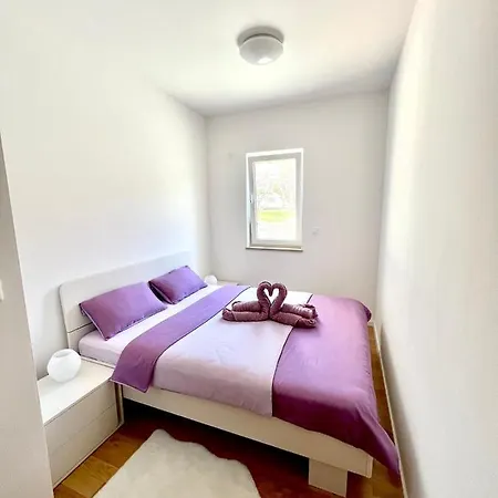 Apartma Luna Banjole Póla